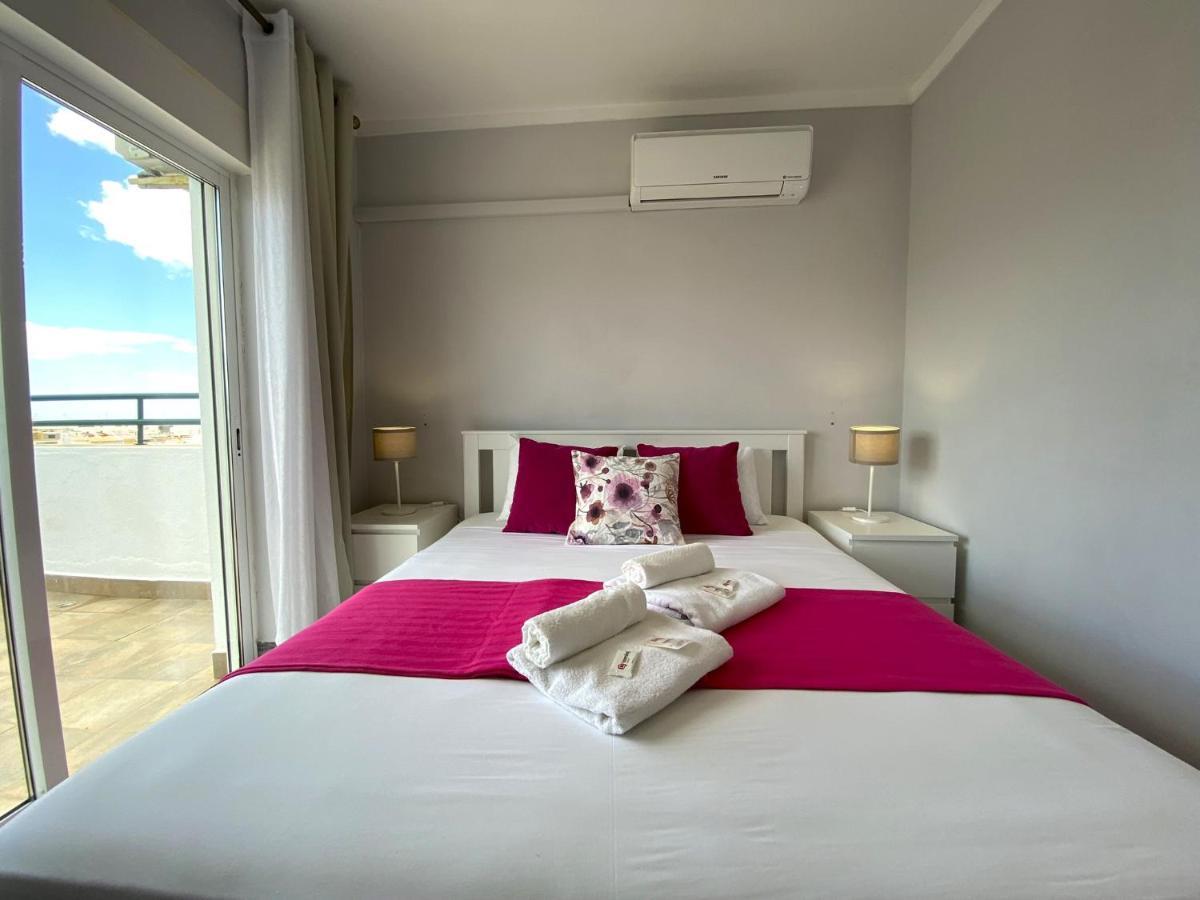 Appartement Quarteira Ocean Breeze 2 By Homing Extérieur photo